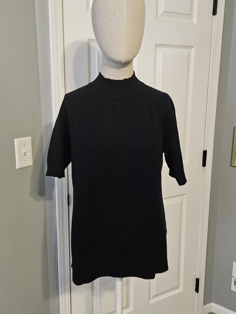 Premise Navy Short-Sleeve Turtleneck Sweater